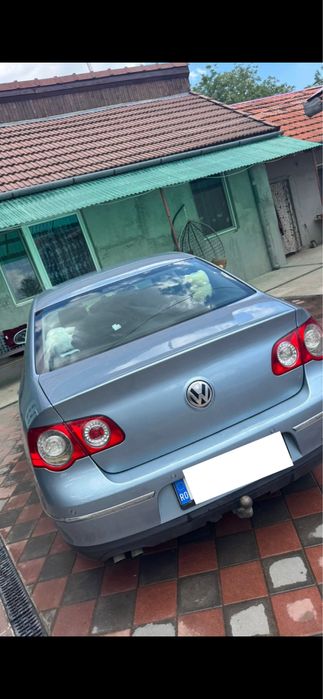 Vând VW Passat B6