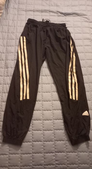 Adidas ветровка м-ка