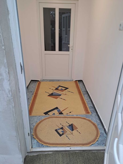 Marăști/Dau în chirie cameră ,bucătărie,baie ,hol zona pod Ira