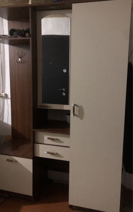 Продам прихожую