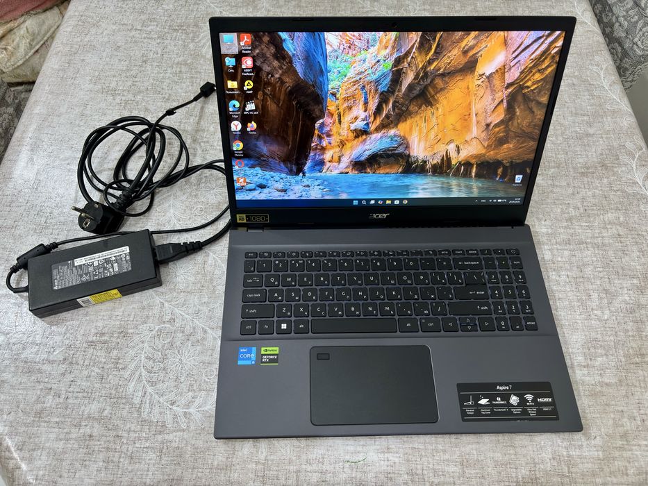 Acer Aspire 7  ноутбук игровой