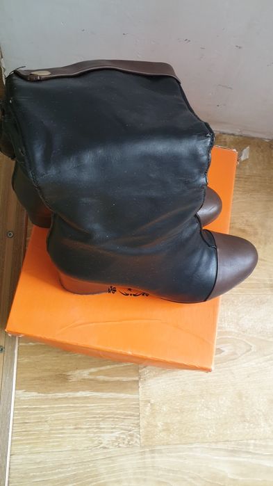 Продам сапожки красивое