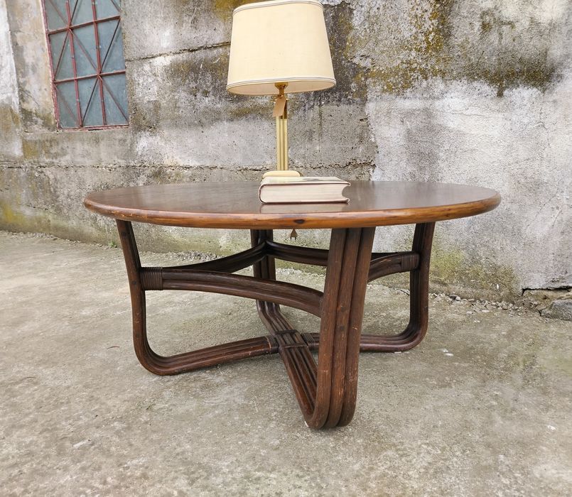 Măsuță veche din lemn și bambus, stil Mid Century