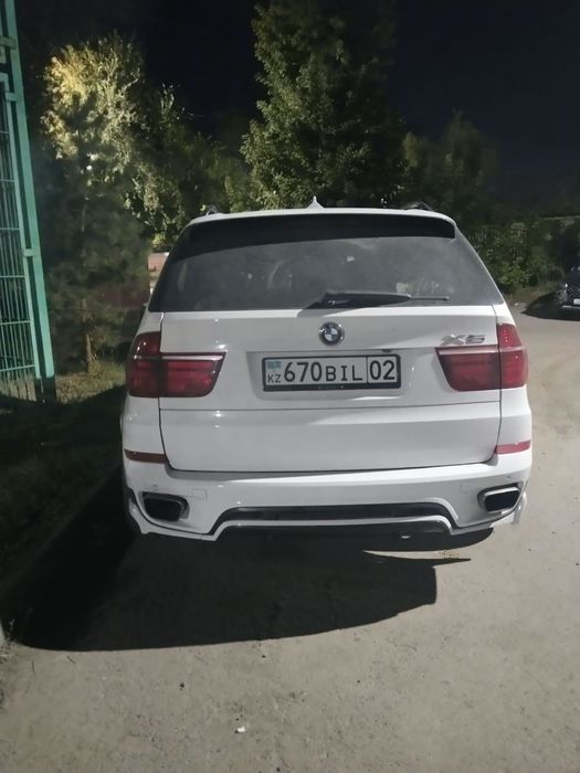Продам BMW x5 обмен не предлагать