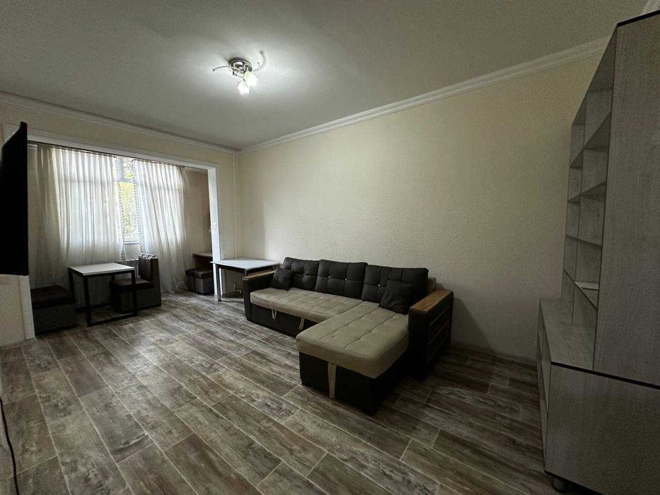 Yalangoch semiz osiyolik ayollar fotosuratlari