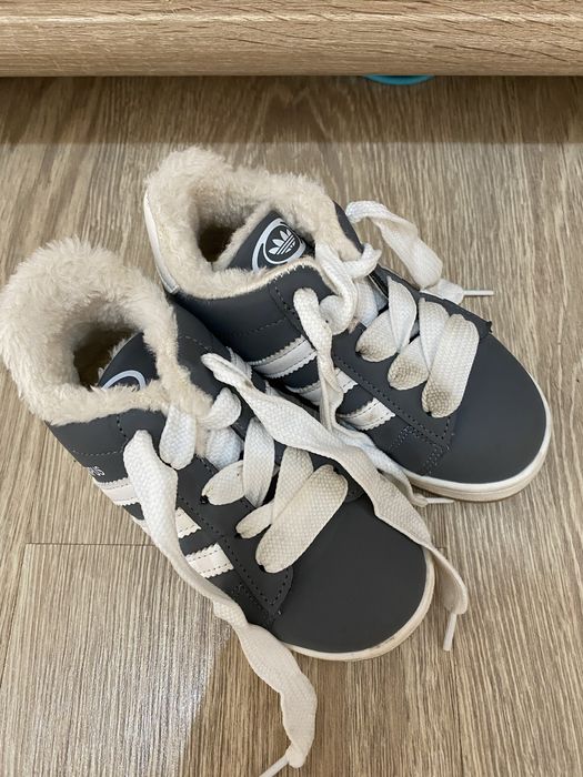 Детские меховые кеды