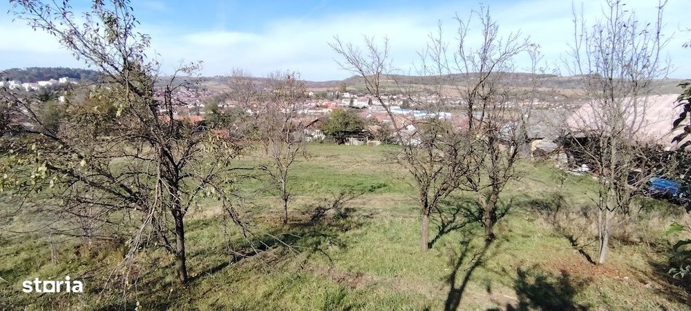 Teren intravilan 3.798 mp în Agnita, cu posibilitate de parcelare