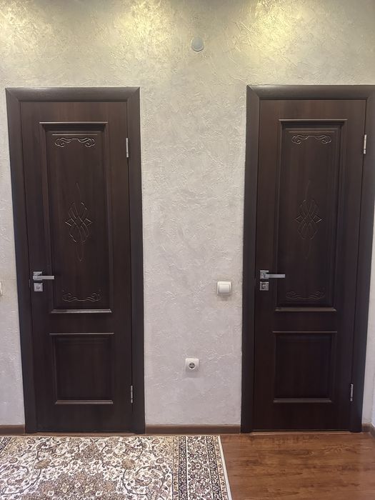 Двери межкомнатные в отличном состояний