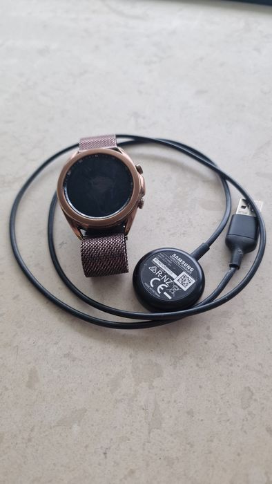 Samsung galaxy s25, 128gb Като нов! + samsung watch 3