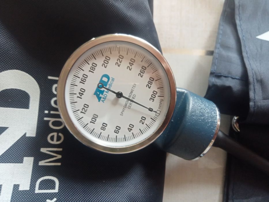 Аппарат для измерения давления