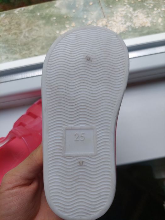 Sandale fete 4-5 ani, mărimea 25