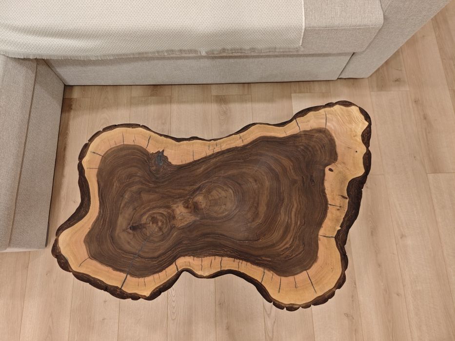 Măsuță cafea lemn de nuc