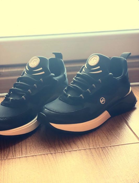 MICHAEL KORS оригинални дамски обувки ,НАМАЛЕНИ !