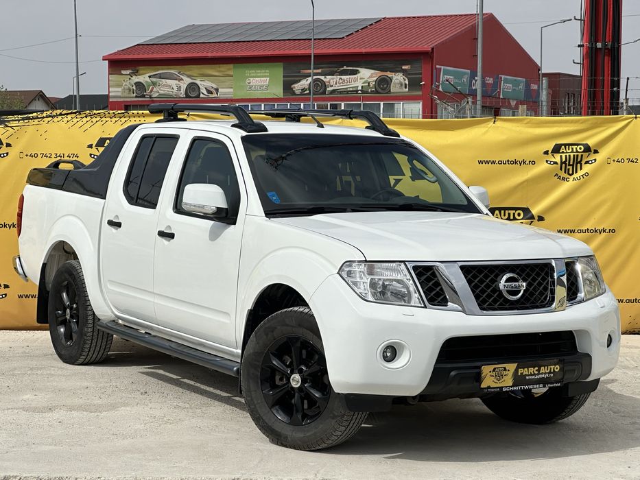 NISSAN Navara