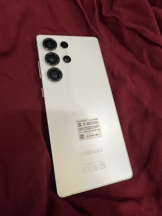 Продам Samsung s25 ultra (512гб)