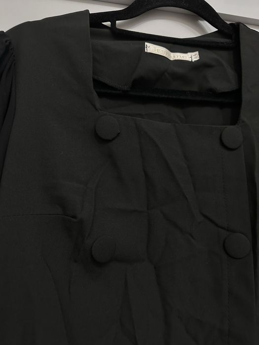 продам платье черное