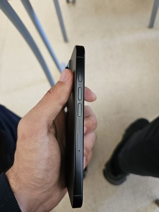 iPhone 16 pro 256 GB