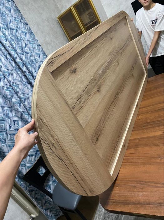 Кухонный стол без ножек