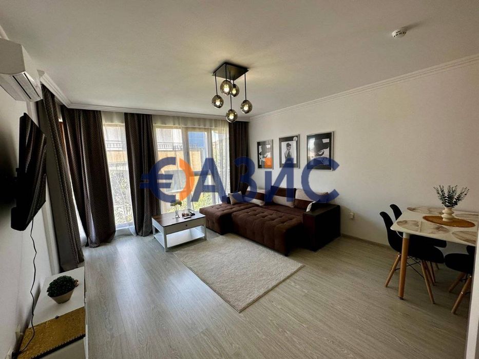 Продава се Двустаен апартамент в Свети Влас - 60 кв.м за 1152 €/кв.м - Снимка #1