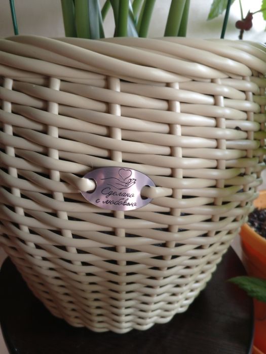 Кашпо из ротанга