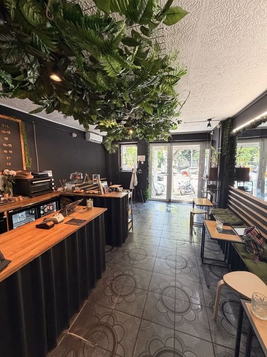 Spatiu comercial/Cafenea