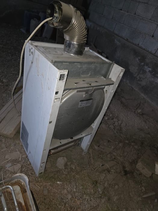 3 пеш сатылады. Барлығын 250000тг сатамын.