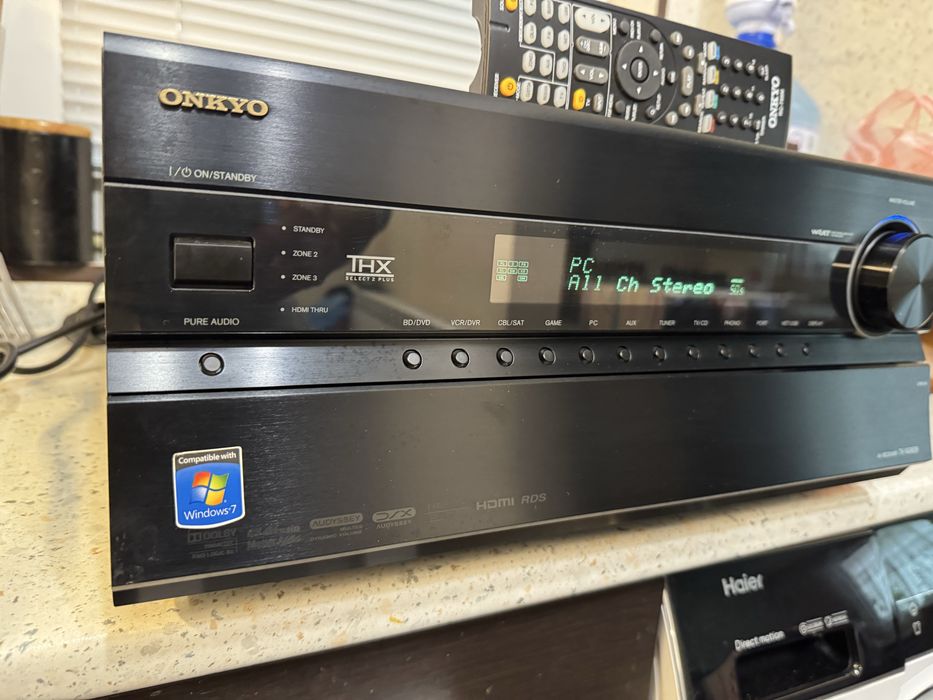 Onkyo TX-NR808 resiver