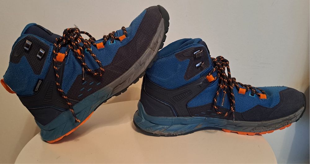 Gehete HiTec  marime 42