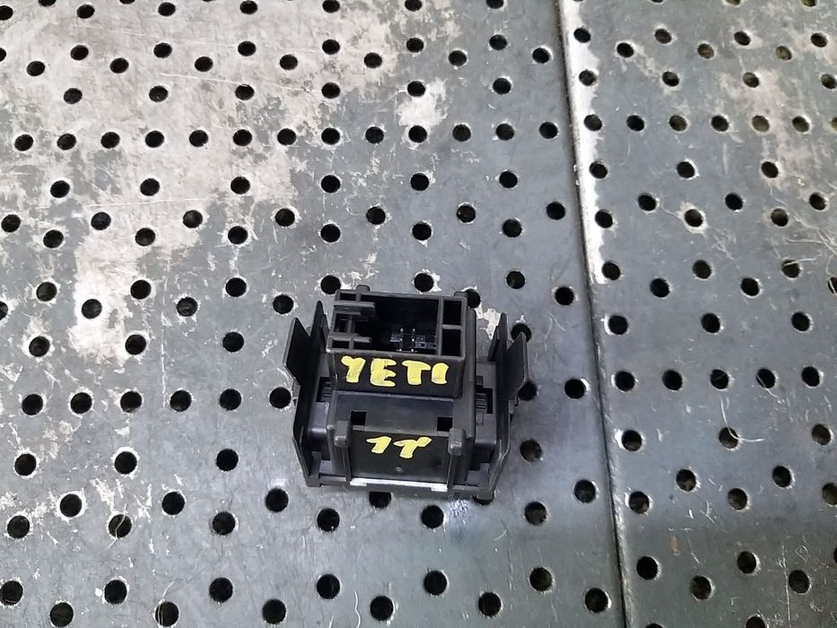 Buton reglaj faruri skoda yeti 5l 5l0941333
