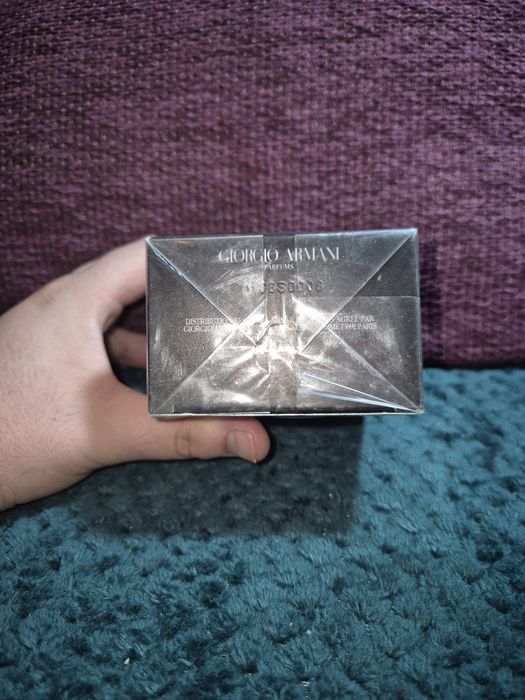 Parfum Armani Stronger with You Intensely