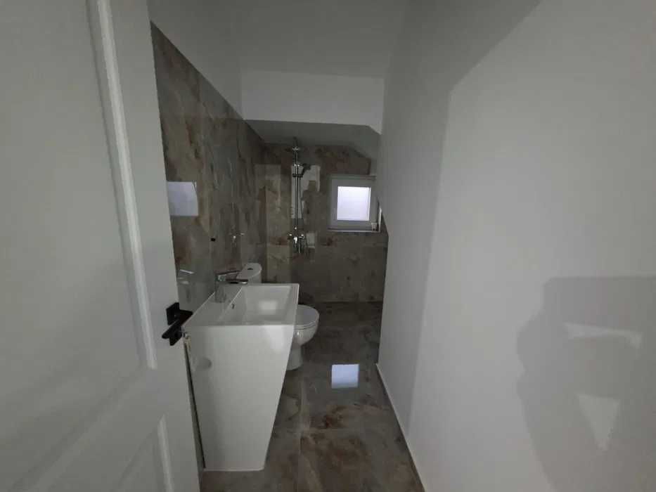 Vila 5 camere, dormitor parter, Valea Lupului-Rediu