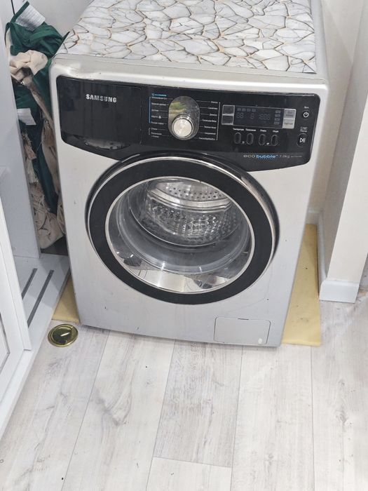 Продается стиральная машина