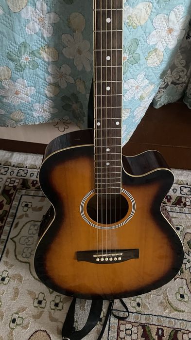 Продается гитара 6 струны