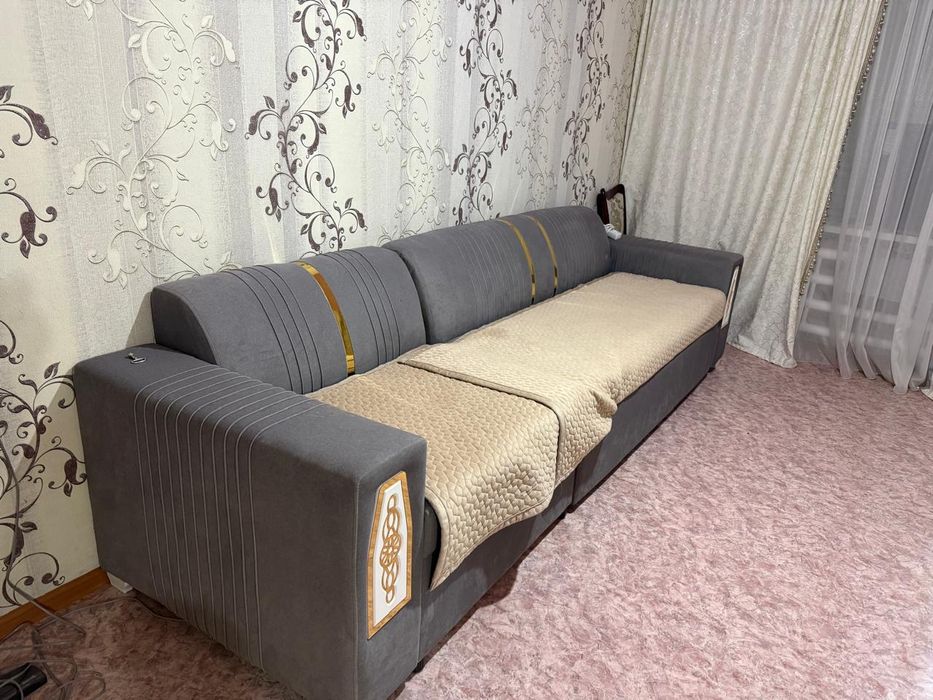 Продается диван.
