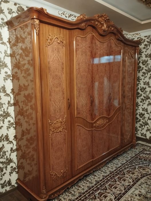 Dubayiski spalni garnitur