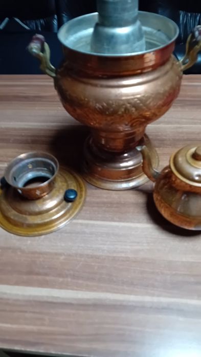 Меден  двоен самовар