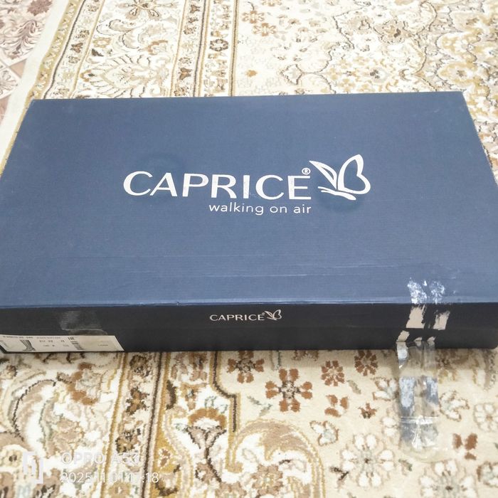 Продам новый осенний сапоги 37размер