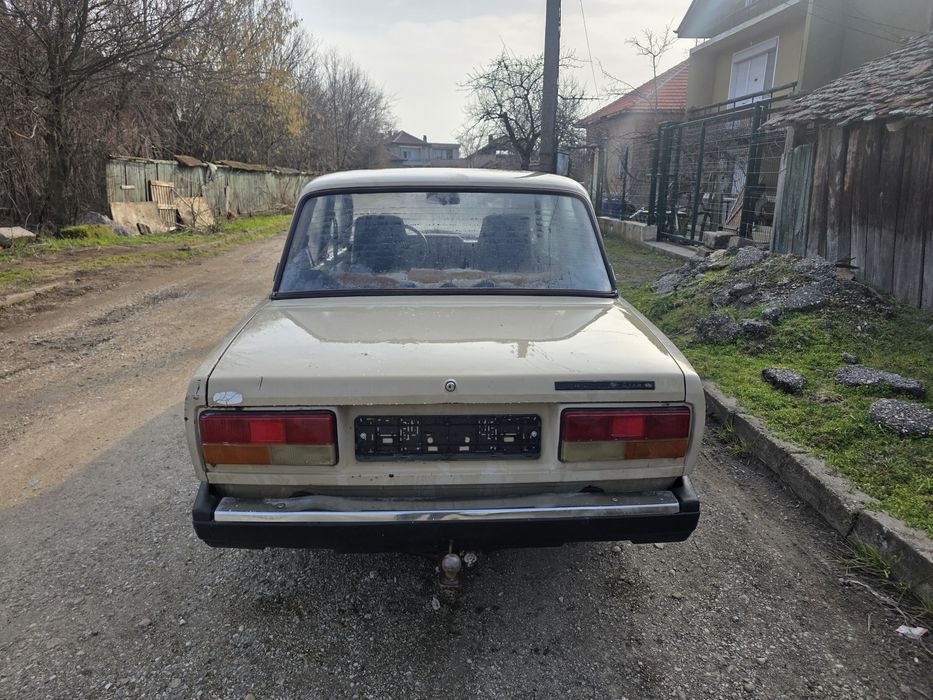 ЛАДА ВАЗ 2107 на части