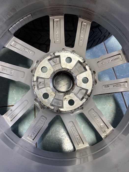 Jante aliaj R17 VW Passat B8 B9 T-Roc 215/55/17 iarna Pirelli 2021