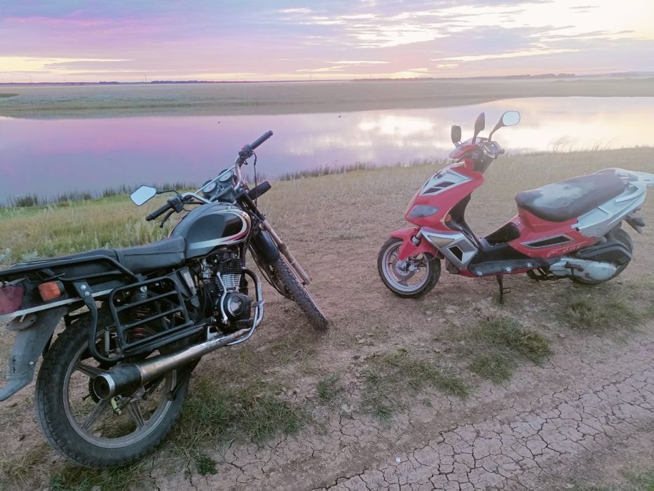 Продам скутер 150 кубов