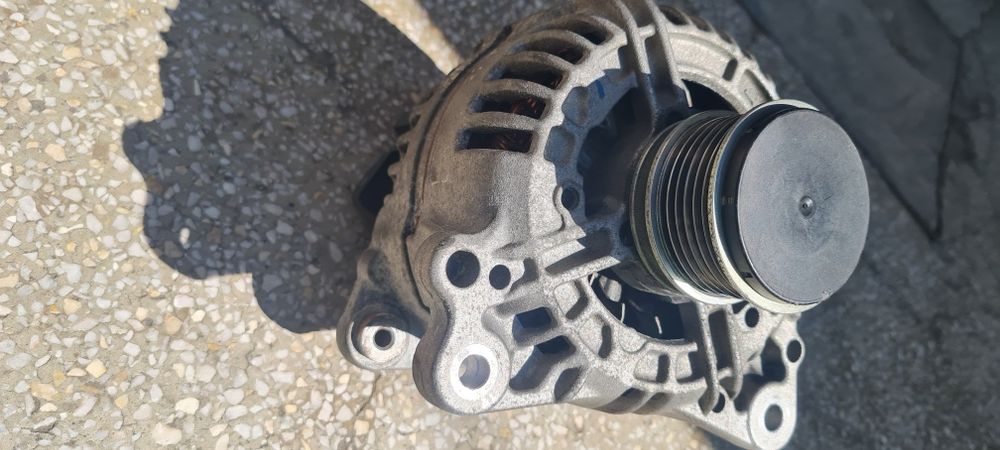 Alternator Golf//passat//audi//skoda//ca noi