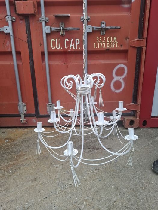 Vand 2 candelabre,lustre