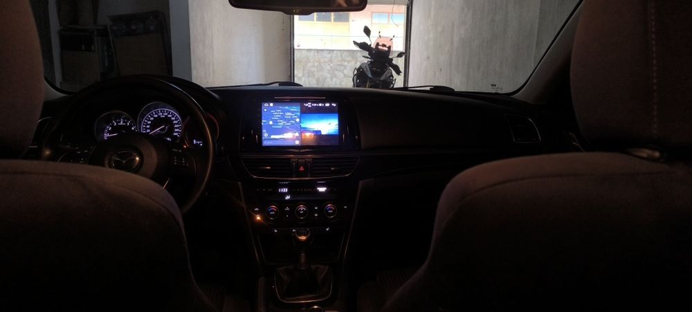 Mazda 6 ,2.0 Швейцария
