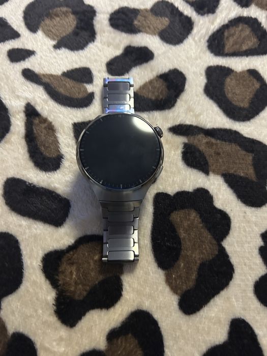 Huawei wach 4 Pro si Gt 2 pro