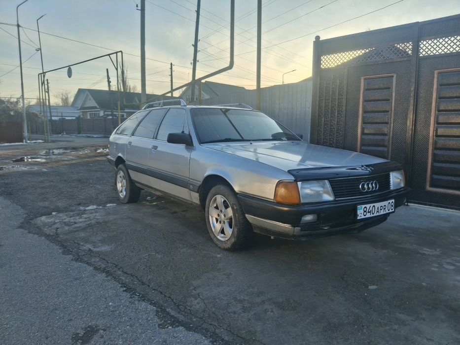 Продам ауди  в хорошем рабочем состоянии