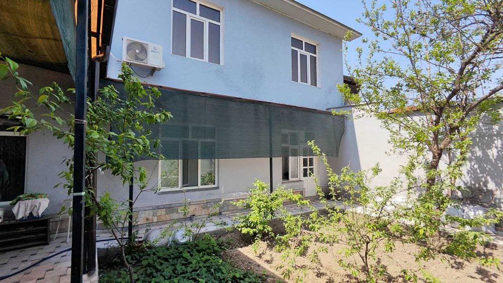 2-Этажный дом 4-соток,10-комнат, ориентир:4-роддом.