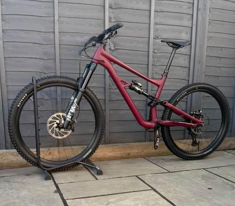 Specialized Status 140 Full Suspension Mountain Bike size L