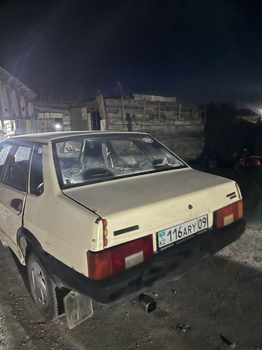 Машина ваз 21099 продаётся