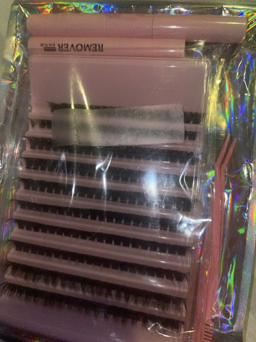 Gene si unghii false - 40 de lei