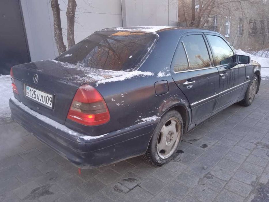 Мерседес    w202